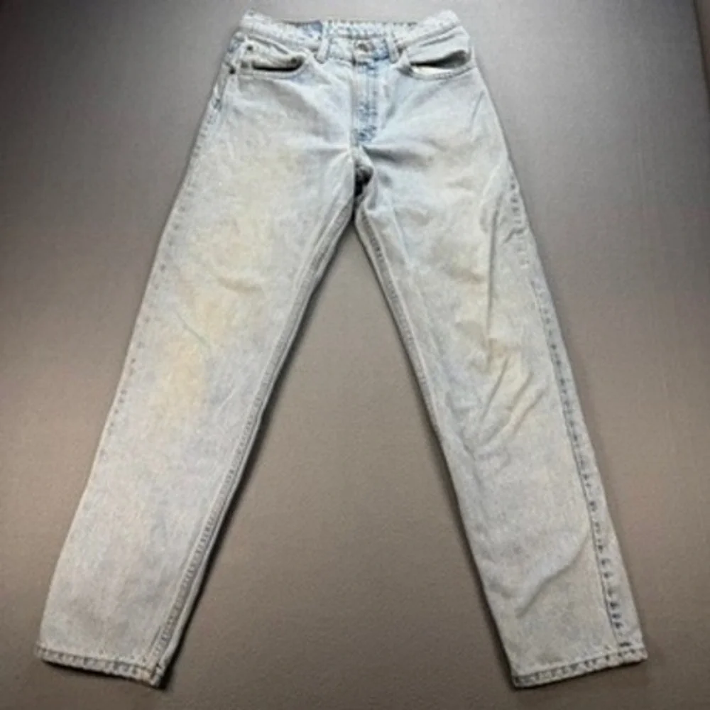 VTG Levis 550 Jeans Relaxed Fit 32x32 (FIT 31x31) Distressed Light Wash 90s USA